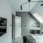 Caminski Deluxe Lägenhet