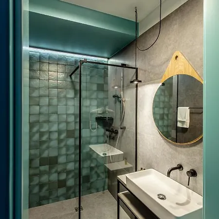 Caminski Deluxe شقة